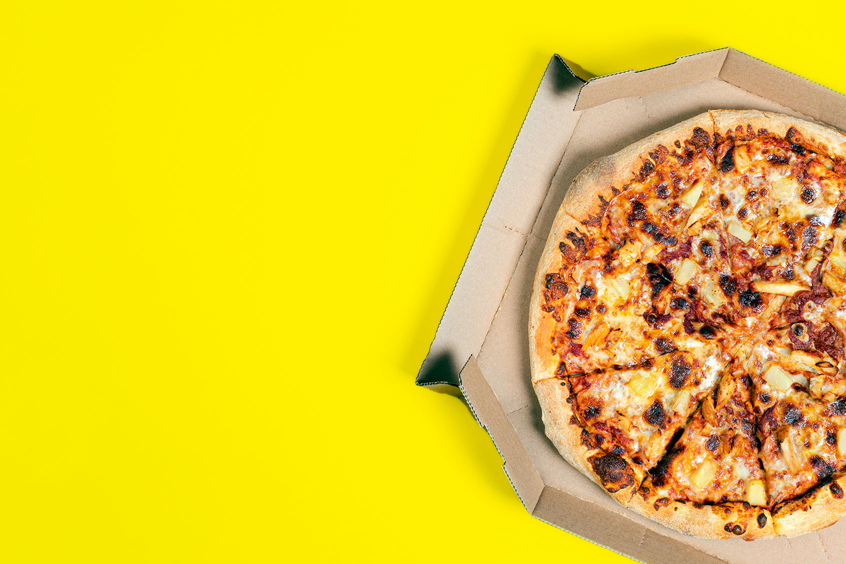 Pineapple haters are wrong: You should eat even more fruit on your pizza