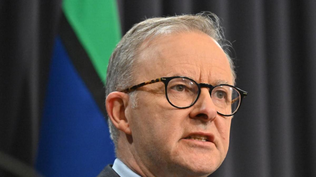 PM seeks legal advice on Morrison ministry